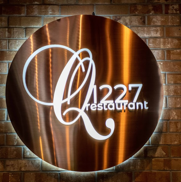 Q1227 Restaurant